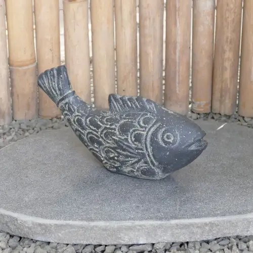 Product image of the product “Fish, 28 cm L | Cast stone, handcrafted & coloured 28 cm”